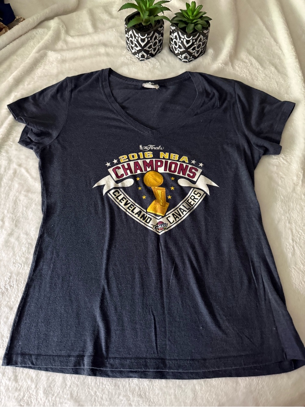 Cleveland Cavaliers 2016 NBA Champions Tshirt L